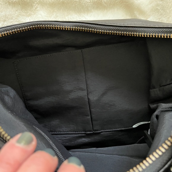 Frye Samantha Quilted Black Hobo purse - Picture 6 of 7
